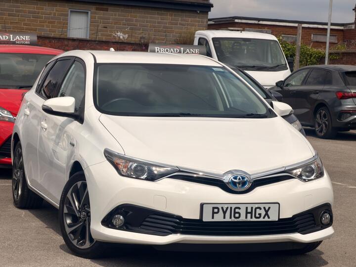 Toyota Auris 1.8 VVT-h Design CVT Euro 6 (s/s) 5dr