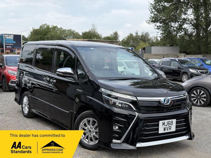 Toyota Voxy 1.8  Hybrid Automatic Euro 6 5dr