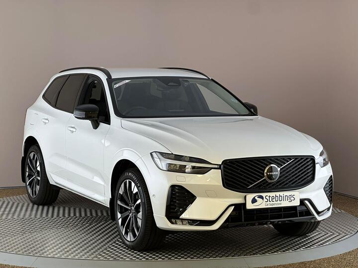 Volvo XC60 2.0 B5 MHEV Plus Pro Auto AWD Euro 6 (s/s) 5dr