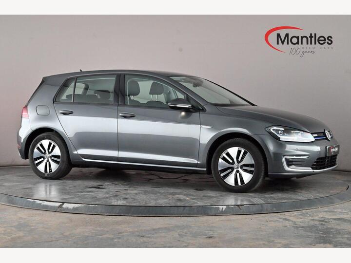Volkswagen E-Golf 35.8kWh E-Golf Auto 5dr Volkswagen E-Golf 35.8kWh E-Golf Auto 5dr