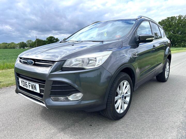 Ford Kuga 2.0 TDCi Titanium AWD Euro 6 (s/s) 5dr