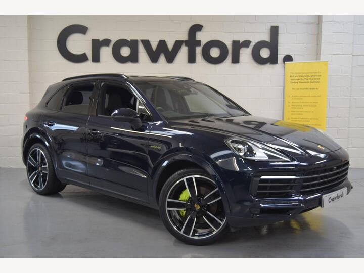 Porsche CAYENNE 3.0 V6 E-Hybrid 17.9kWh Platinum Edition TiptronicS 4WD Euro 6 (s/s) 5dr (3.6kW Charger)