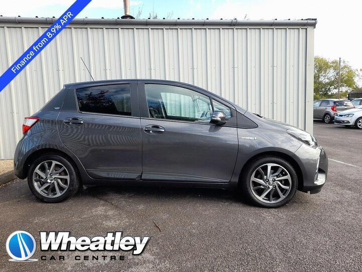 Toyota Yaris 1.5 VVT-h Y20 Bi-tone E-CVT Euro 6 (s/s) 5dr