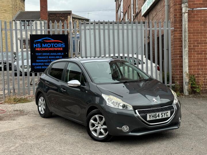 Peugeot 208 1.2 VTi Style Euro 5 5dr