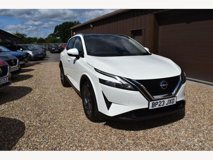 Nissan Qashqai 1.3 DIG-T MHEV Acenta Premium XTRON Euro 6 (s/s) 5dr