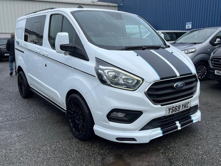 Ford TRANSIT CUSTOM 2.0 300 EcoBlue Limited Crew Van L1 H1 Euro 6 (s/s) 5dr (6 Seat)