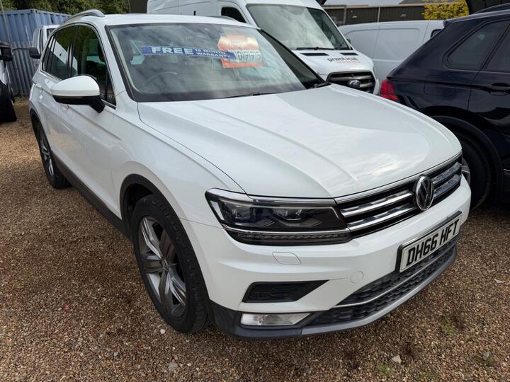Volkswagen Tiguan 2.0 TDI BlueMotion Tech SEL Euro 6 (s/s) 5dr