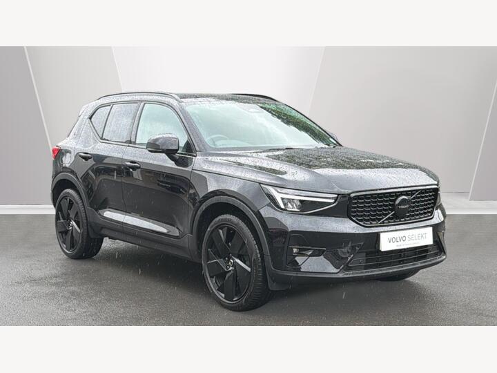 Volvo XC40 2.0 B4 MHEV Plus Black Edition DCT Auto Euro 6 (s/s) 5dr