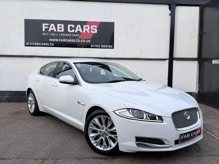 Jaguar XF 2.2d Luxury Auto Euro 5 (s/s) 4dr
