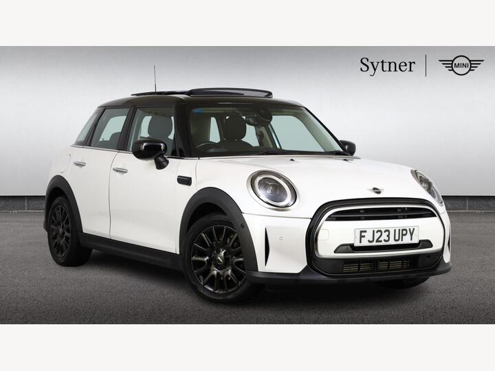 MINI Hatch 1.5 Cooper Classic Steptronic Euro 6 (s/s) 5dr