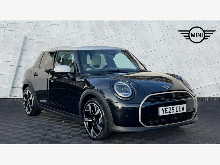 MINI Hatch 1.5C Exclusive Steptronic Euro 6 (s/s) 5dr