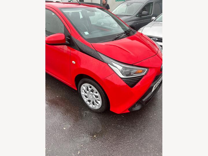 Toyota AYGO 1.0 VVT-i X-play Euro 6 5dr