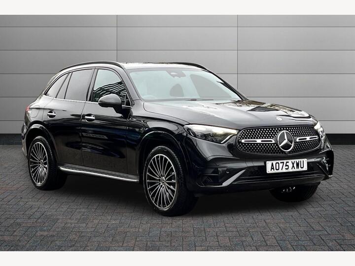 Mercedes-Benz GLC 2.0 GLC300e 31.2kWh AMG Line (Premium Plus) G-Tronic+ 4MATIC Euro 6 (s/s) 5dr Mercedes-Benz GLC 2.0 GLC300e 31.2kWh AMG Line (Premium Plus) G-Tronic+ 4MATIC Euro 6 (s/s) 5dr