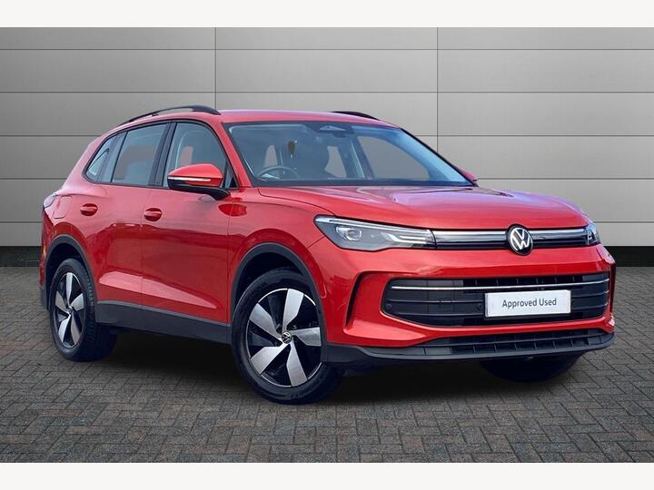 Volkswagen Tiguan 1.5 ETSI MHEV Life Launch Edition DSG Euro 6 (s/s) 5dr Volkswagen Tiguan 1.5 ETSI MHEV Life Launch Edition DSG Euro 6 (s/s) 5dr