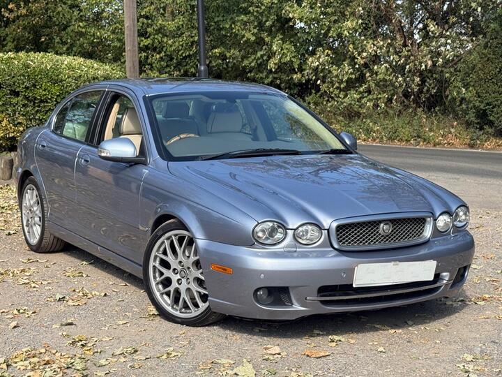 Jaguar X-Type 2.2D DPF Sovereign 4dr