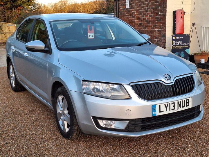 Skoda Octavia 1.6 TDI SE Euro 5 (s/s) 5dr