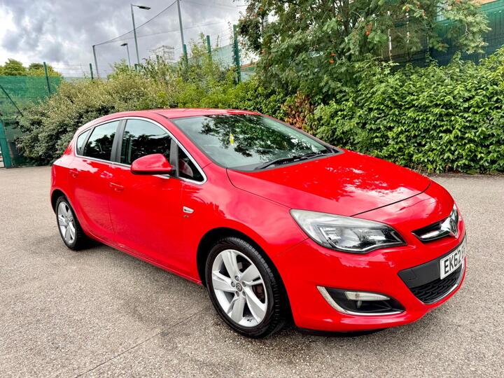 Vauxhall Astra 1.6 16v SRi Euro 5 5dr