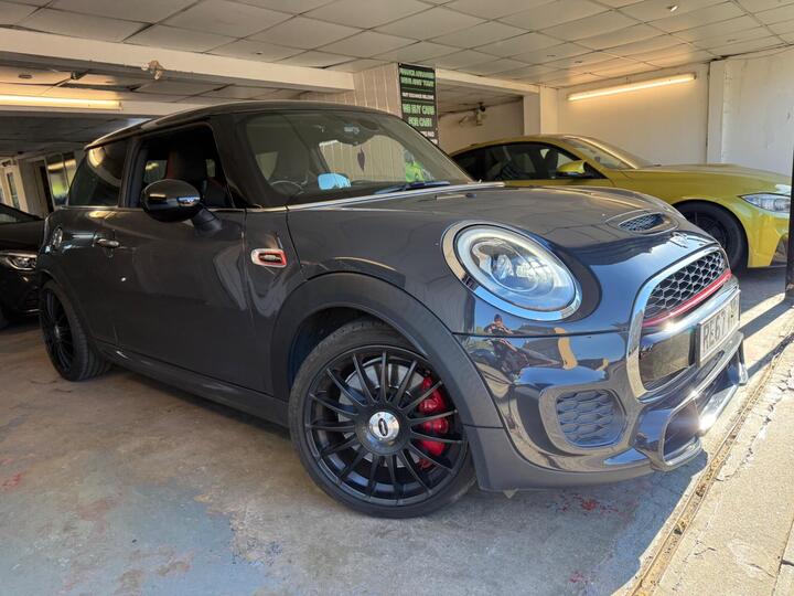 MINI Hatch 2.0 John Cooper Works Auto Euro 6 (s/s) 3dr