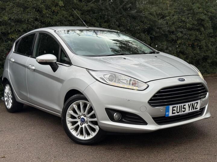 Ford Fiesta 1.0T EcoBoost Titanium X Euro 5 (s/s) 5dr