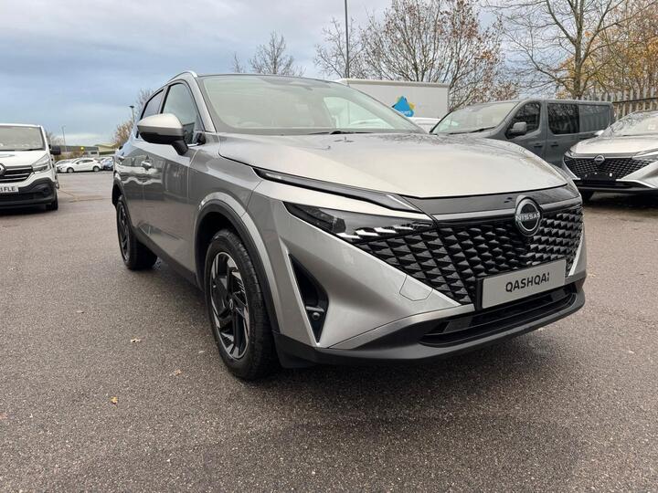 Nissan Qashqai 1.3 DIG-T MHEV N-Connecta Euro 6 (s/s) 5dr