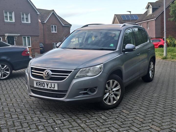 Volkswagen Tiguan 2.0 TDI SE 4WD Euro 5 5dr