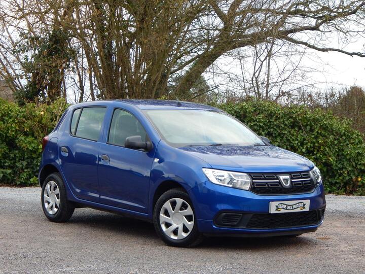 Dacia Sandero 1.0 SCe Essential Euro 6 5dr