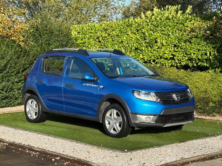 Dacia SANDERO STEPWAY 1.5 DCi Laureate Euro 5 5dr
