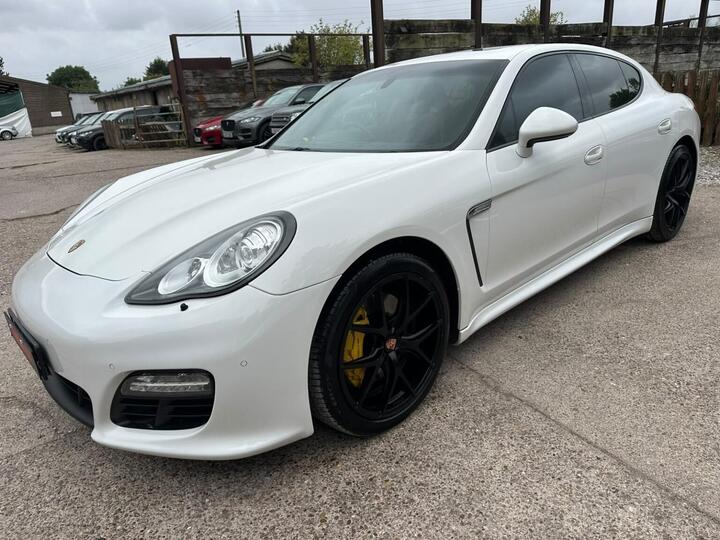 Porsche PANAMERA 3.0D V6 TiptronicS Euro 5 5dr