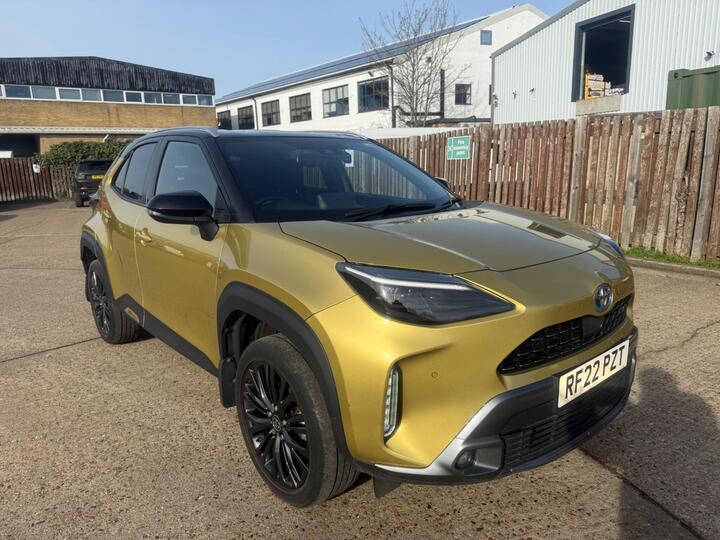 Toyota Yaris Cross 1.5 VVT-h Dynamic E-CVT AWD Euro 6 (s/s) 5dr