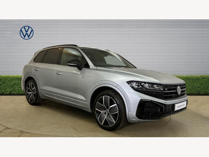 Volkswagen Touareg 3.0 TDI V6 Black Edition Tiptronic 4Motion Euro 6 (s/s) 5dr