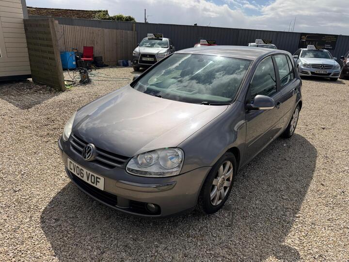 Volkswagen Golf 2.0 TDI GT DSG 5dr