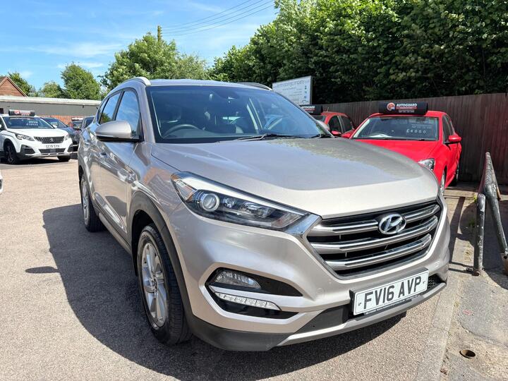 Hyundai TUCSON 1.7 CRDi Blue Drive Premium Euro 6 (s/s) 5dr