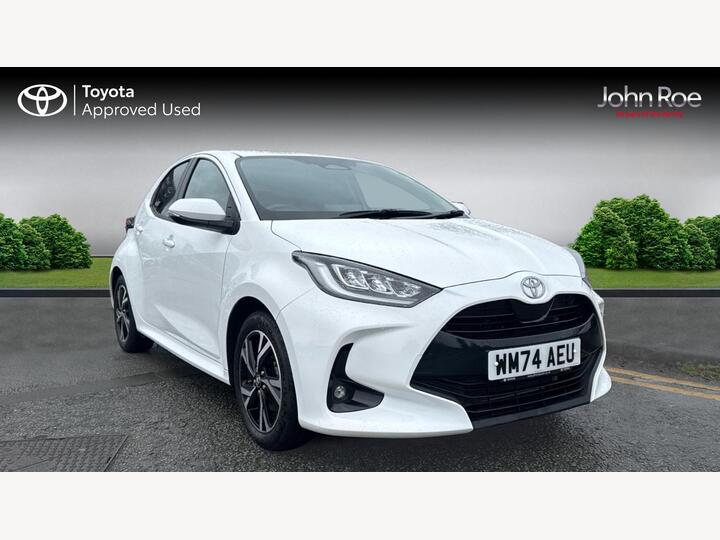Toyota Yaris 1.5 VVT-h Design E-CVT Euro 6 (s/s) 5dr
