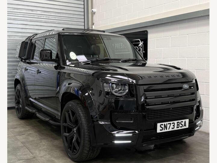 Land Rover DEFENDER 3.0 D250 MHEV X-Dynamic SE Auto 4WD Euro 6 (s/s) 5dr
