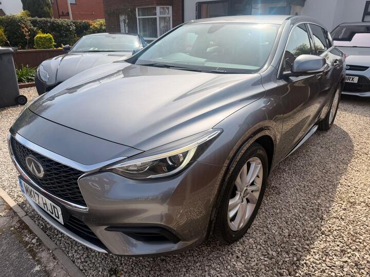 Infiniti Q30 1.5d SE Euro 6 (s/s) 5dr