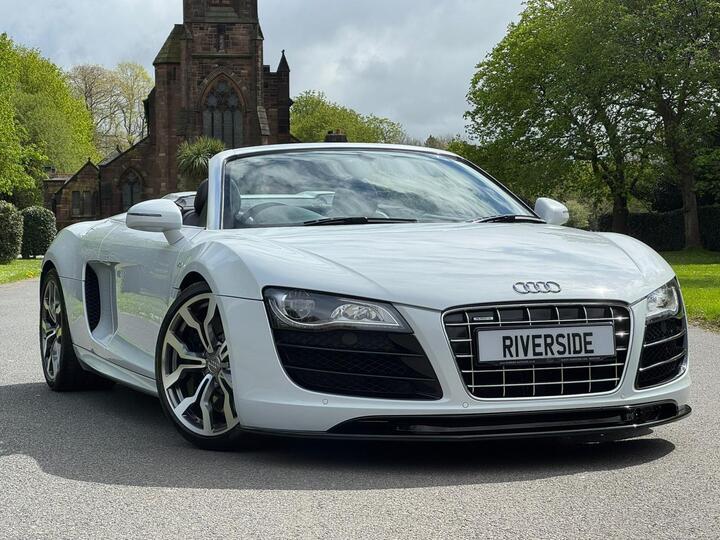 Audi R8 5.2 FSI V10 Spyder R Tronic Quattro Euro 5 2dr
