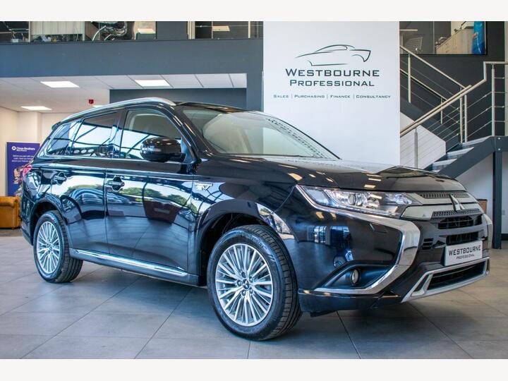 Mitsubishi OUTLANDER 2.4h TwinMotor 13.8kWh Juro CVT 4WD Euro 6 (s/s) 5dr