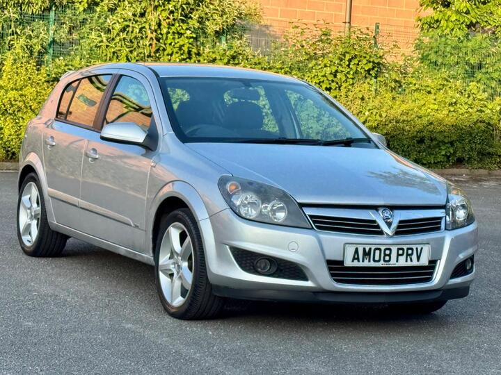 Vauxhall Astra 1.8i 16v SRi 5dr