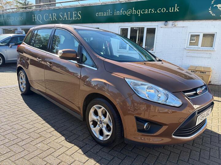 Ford Grand C-Max 1.6 TDCi Zetec Euro 5 5dr Ford Grand C-Max 1.6 TDCi Zetec Euro 5 5dr