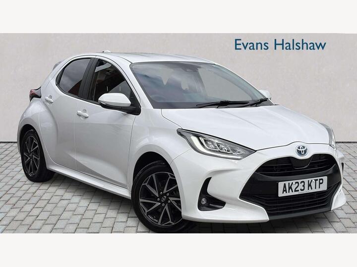 Toyota YARIS HATCHBACK 1.5 VVT-h Design E-CVT Euro 6 (s/s) 5dr