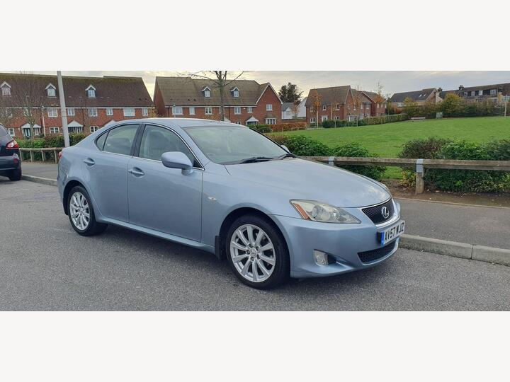 Lexus IS 2.2 220TD SE 4dr