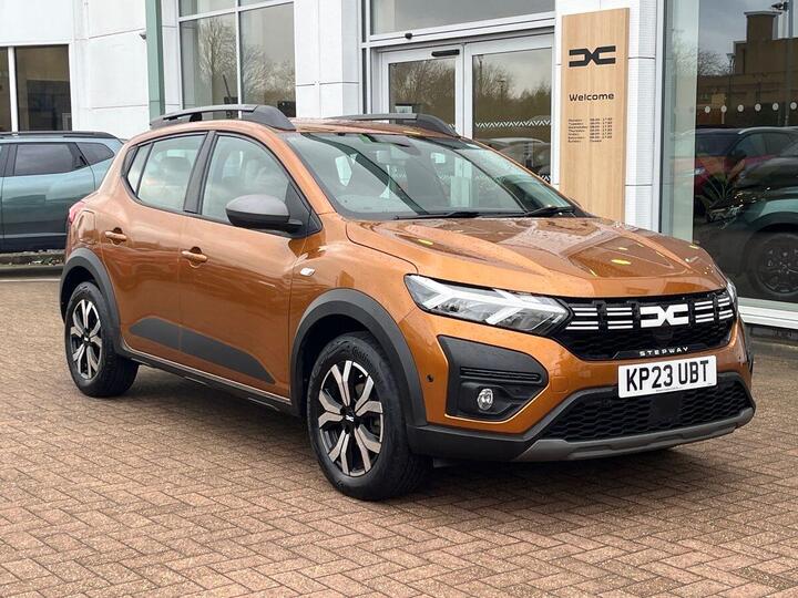 Dacia Sandero Stepway 1.0 TCe Journey CVT Euro 6 (s/s) 5dr Dacia Sandero Stepway 1.0 TCe Journey CVT Euro 6 (s/s) 5dr