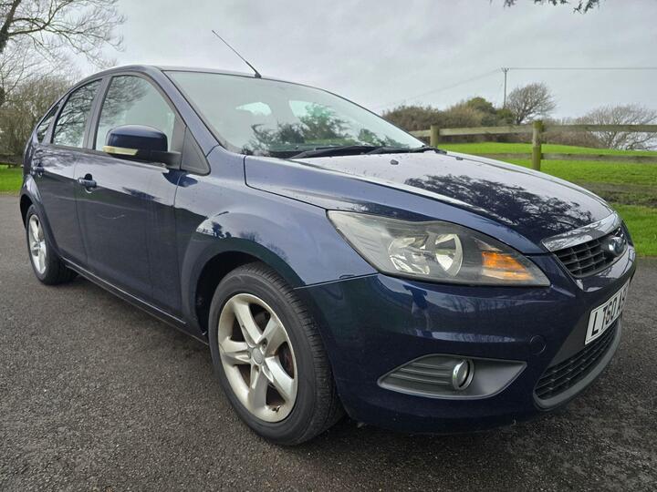 Ford Focus 1.6 Zetec 5dr