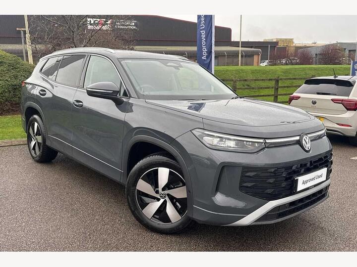 Volkswagen Tayron 1.5 TSI EHybrid 19.7kWh Match DSG Euro 6 (s/s) 5dr Volkswagen Tayron 1.5 TSI EHybrid 19.7kWh Match DSG Euro 6 (s/s) 5dr