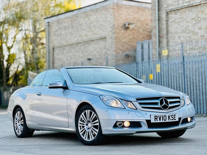 Mercedes-Benz E Class 1.8 E250 CGI BlueEfficiency SE Cabriolet Tiptronic Euro 5 2dr