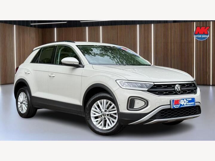 Volkswagen T-roc 1.0 TSI Life Euro 6 (s/s) 5dr Volkswagen T-roc 1.0 TSI Life Euro 6 (s/s) 5dr