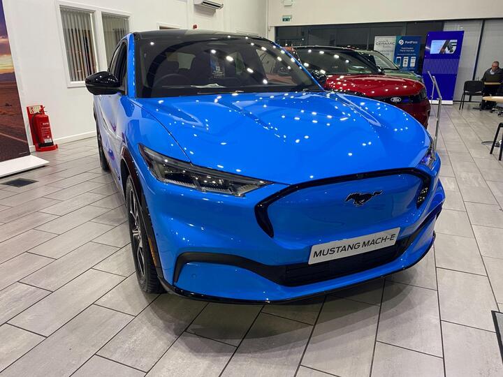 Ford Mustang Mach-E Extended Range 91kWh Premium AWD 5dr