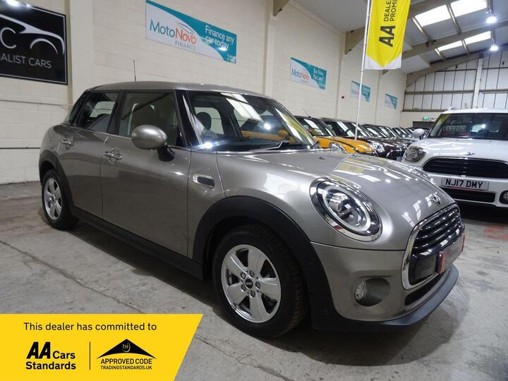 MINI Hatch 1.5 Cooper D Euro 6 (s/s) 5dr