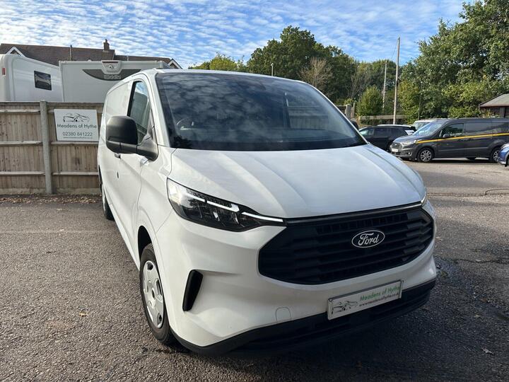 Ford Transit Custom 300 TREND L2H1 2.0 ECOBLUE PANEL VAN - NO VAT