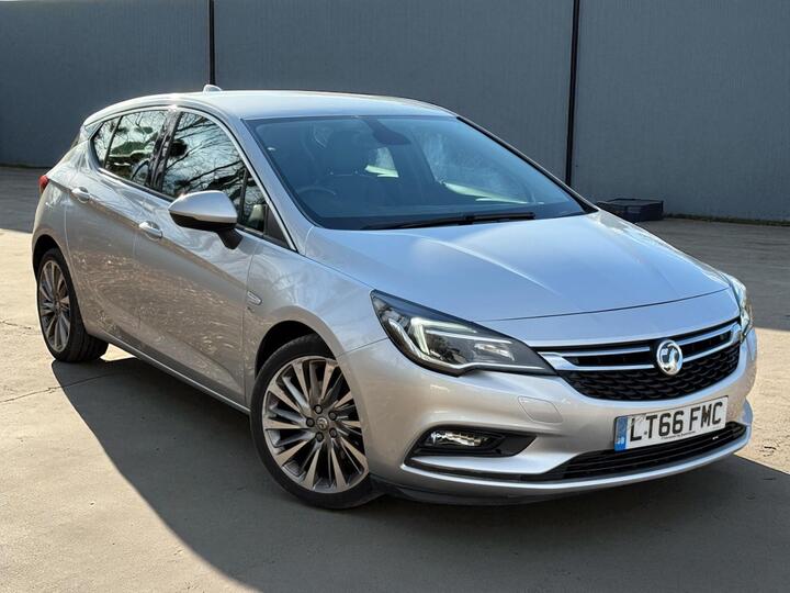 Vauxhall Astra 1.6 CDTi BlueInjection Elite Nav Euro 6 (s/s) 5dr Vauxhall Astra 1.6 CDTi BlueInjection Elite Nav Euro 6 (s/s) 5dr